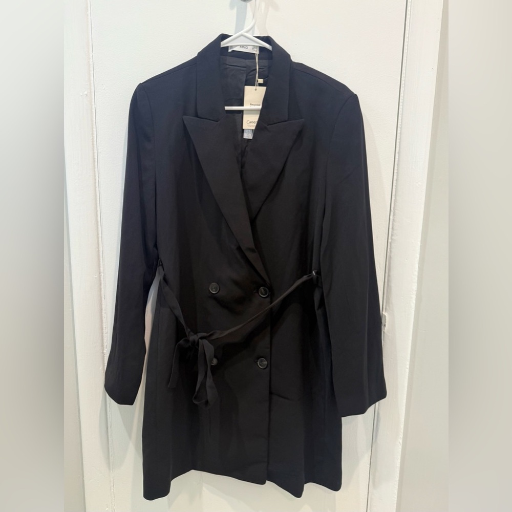 NWT Mango Black Coat Dresswith Tie Belt